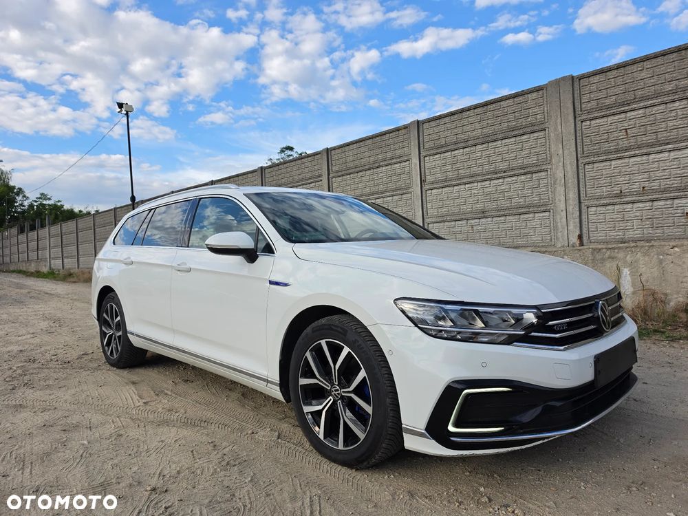 Volkswagen Passat Variant 1.4 TSI Plug-In Hybrid GTE DSG - 1