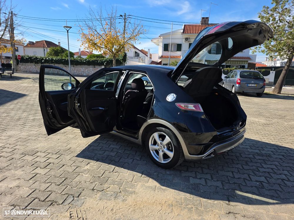 Honda Civic 1.4 i-VTEC Comfort - 2