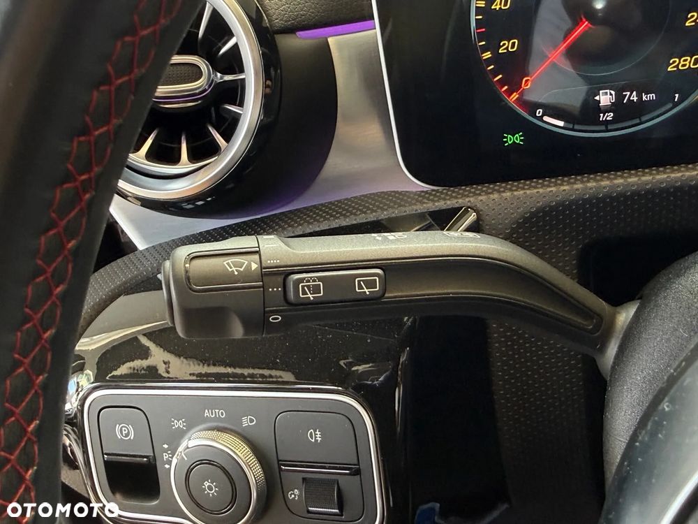 Mercedes-Benz CLA - 34