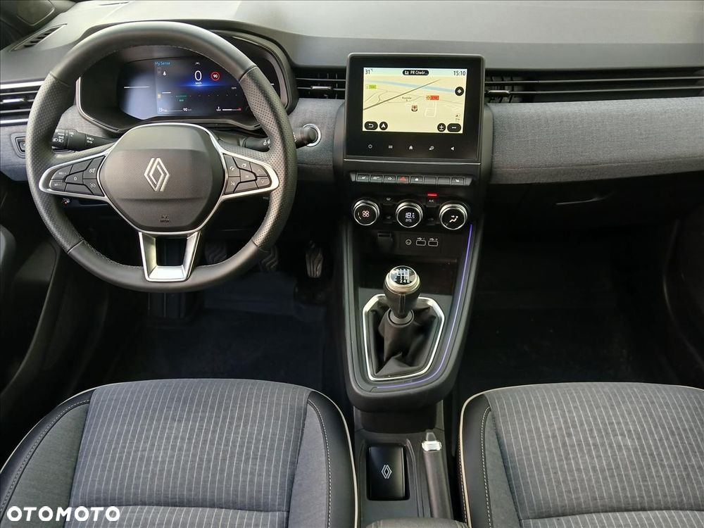Renault Clio - 8