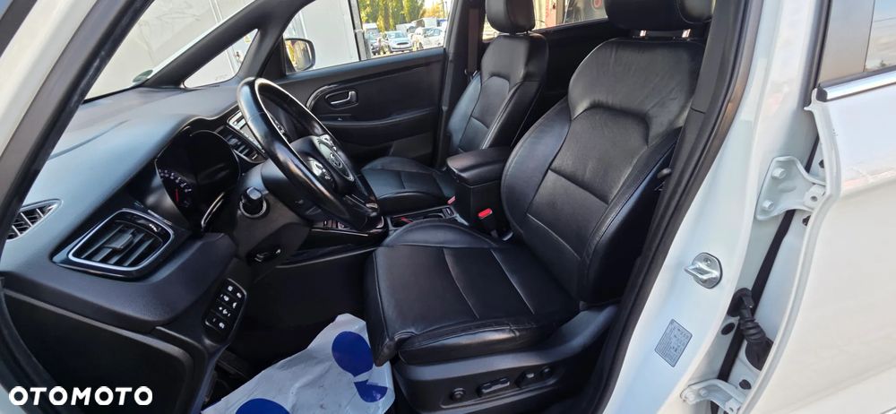 Kia Carens 1.7 CRDi 141 ISG Vision - 30