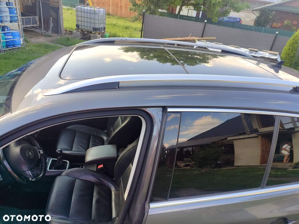 Volkswagen Tiguan - 5