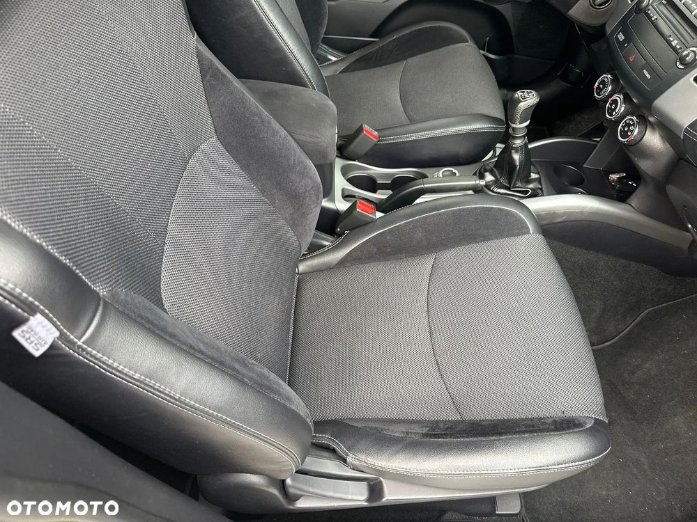 Mitsubishi Outlander 2.2 DID Intense + EU5 - 24