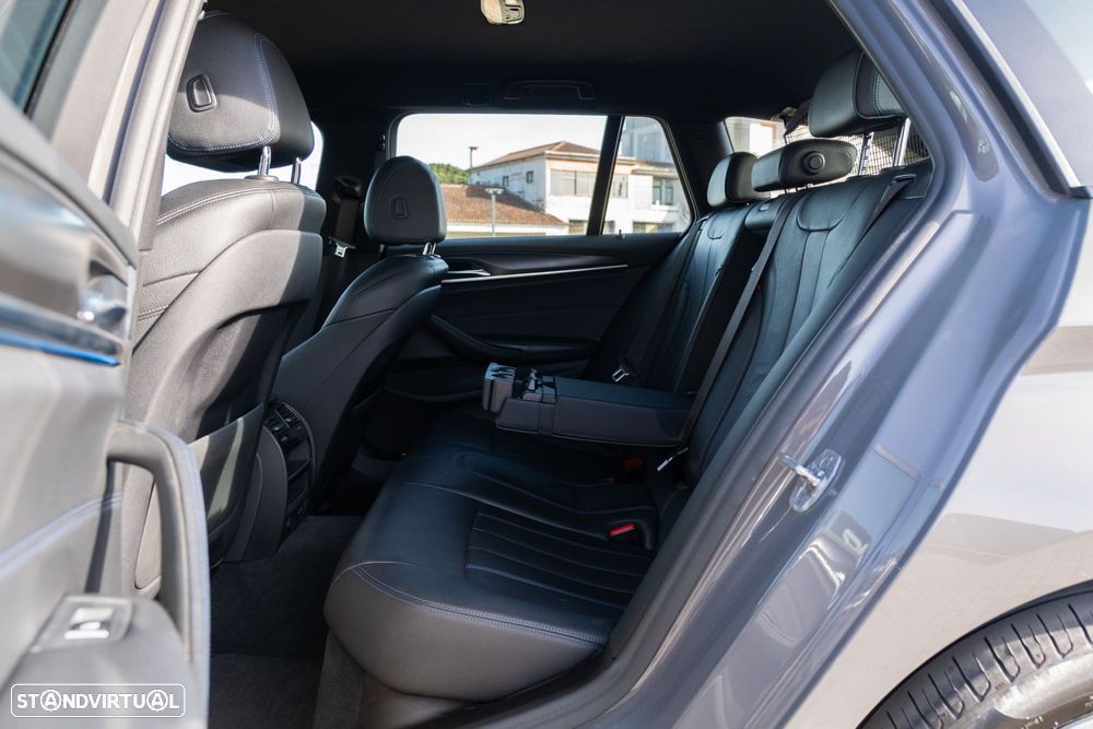BMW 520 e Pack M - 14