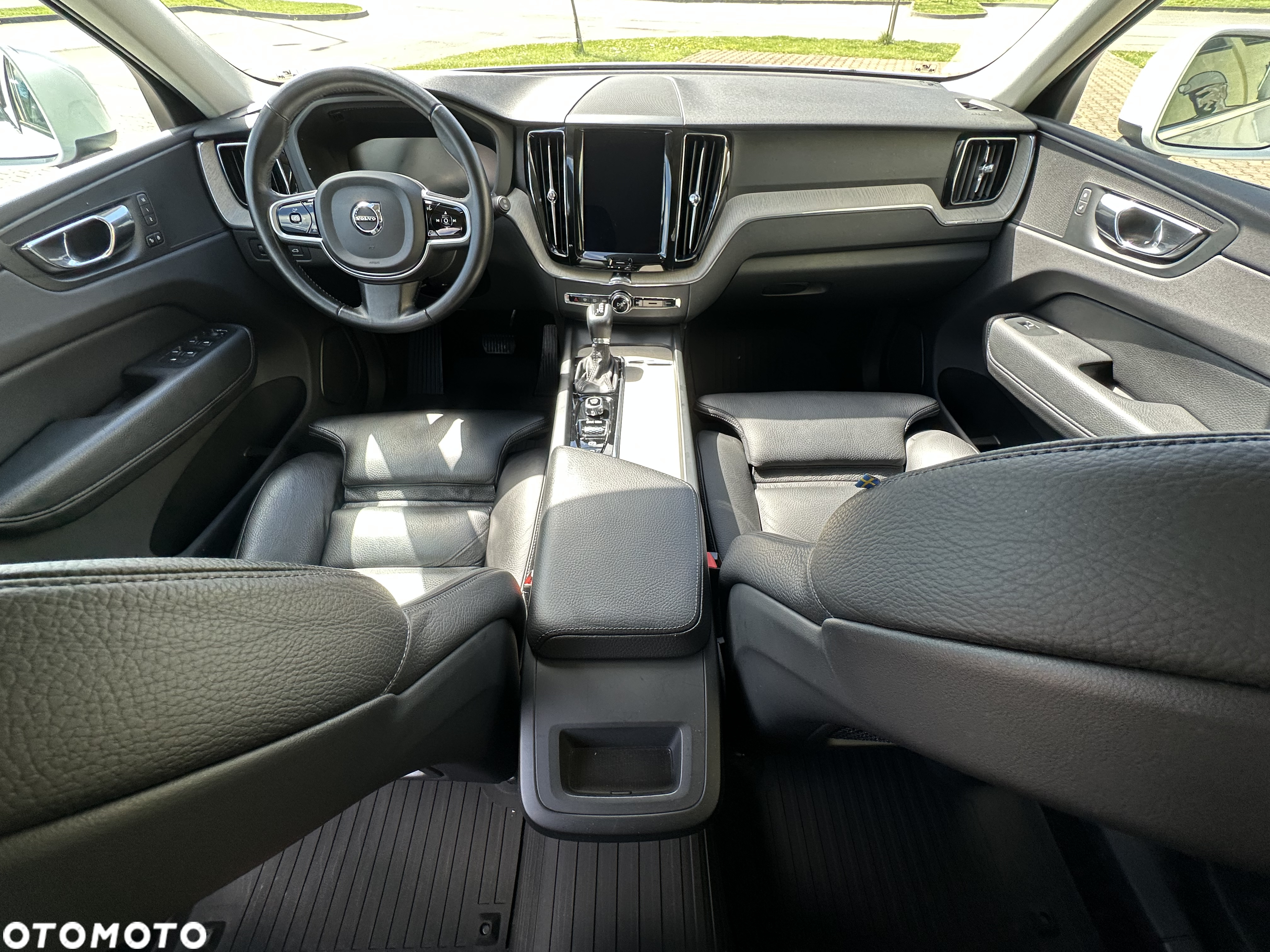 Volvo XC 60 D5 AWD Inscription - 25