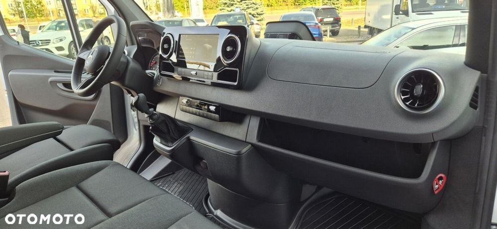 Mercedes-Benz Sprinter Sprinter - 20