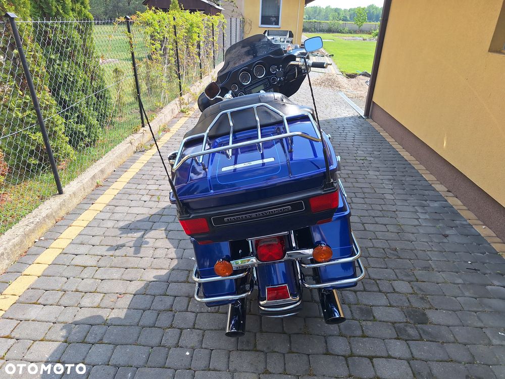 Harley-Davidson FLH Electra Glide - 2