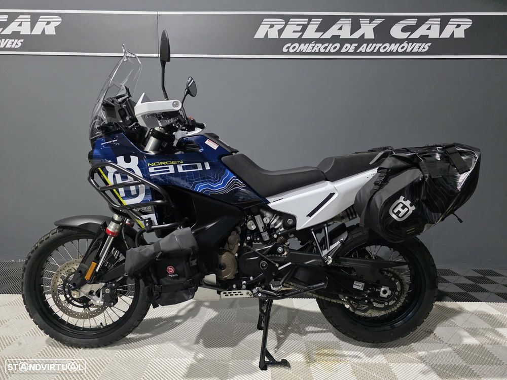 Husqvarna Norden 901 EXPEDITION - 2