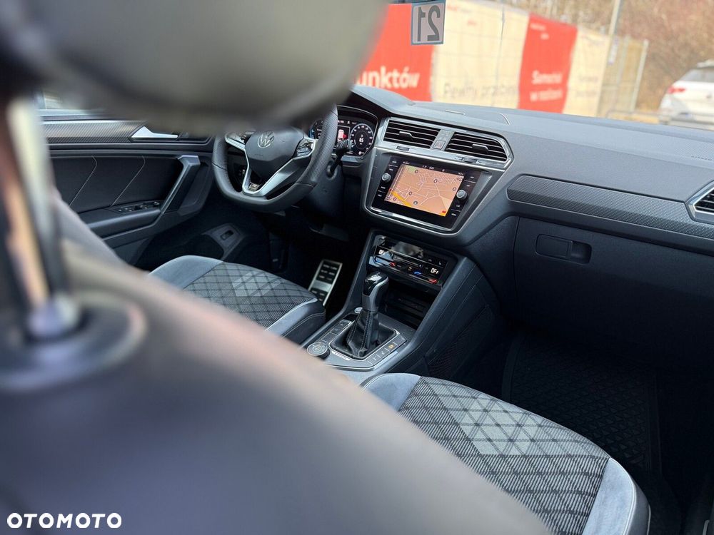 Volkswagen Tiguan 2.0 TDI SCR 4Mot R-Line DSG - 28