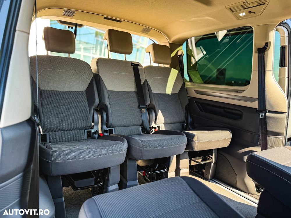 Volkswagen Multivan - 15