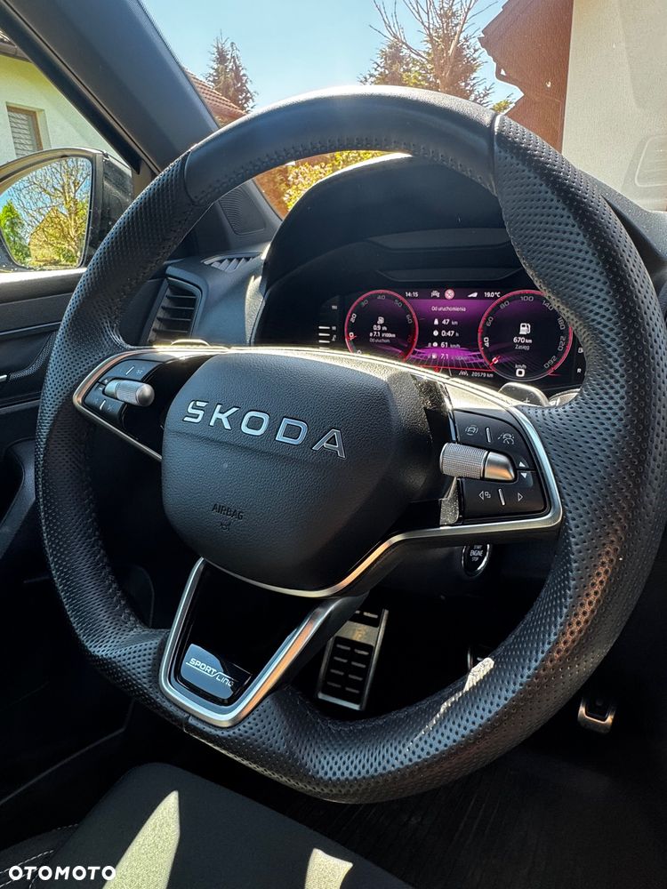 Skoda Karoq 1.5 TSI ACT Sportline DSG - 16