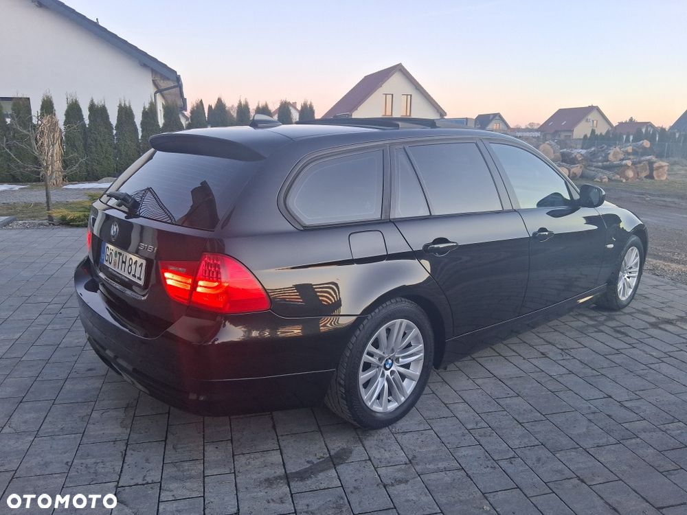 BMW Seria 3 318i Edition Lifestyle - 4