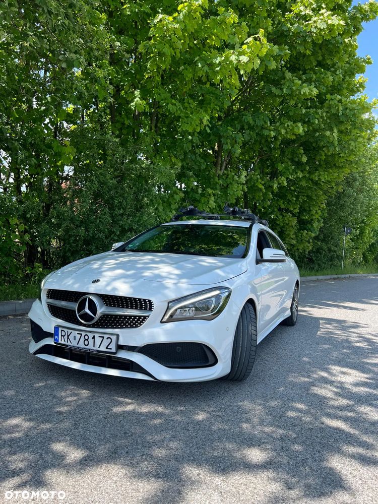 Mercedes-Benz CLA 200 7G-DCT - 1