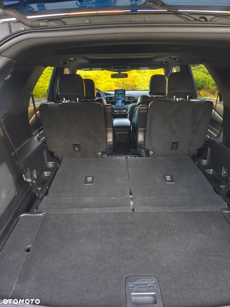 Ford Explorer - 8