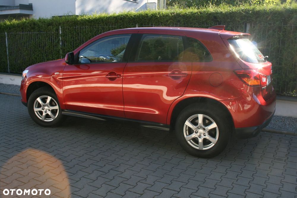 Mitsubishi ASX 1.6 Black Edition - 7