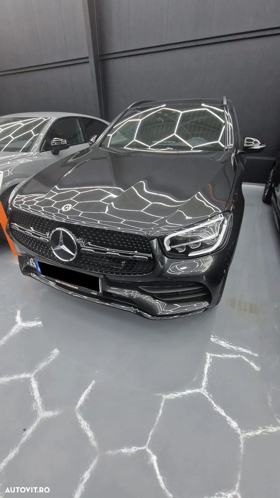 Mercedes-Benz GLC - 3