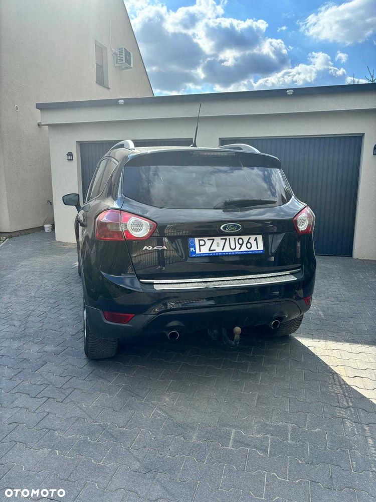 Ford Kuga - 4