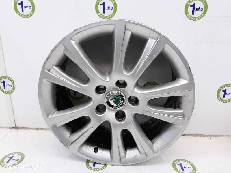 PNEU SKODA OCTAVIA BERLINA 1Z3 - 1