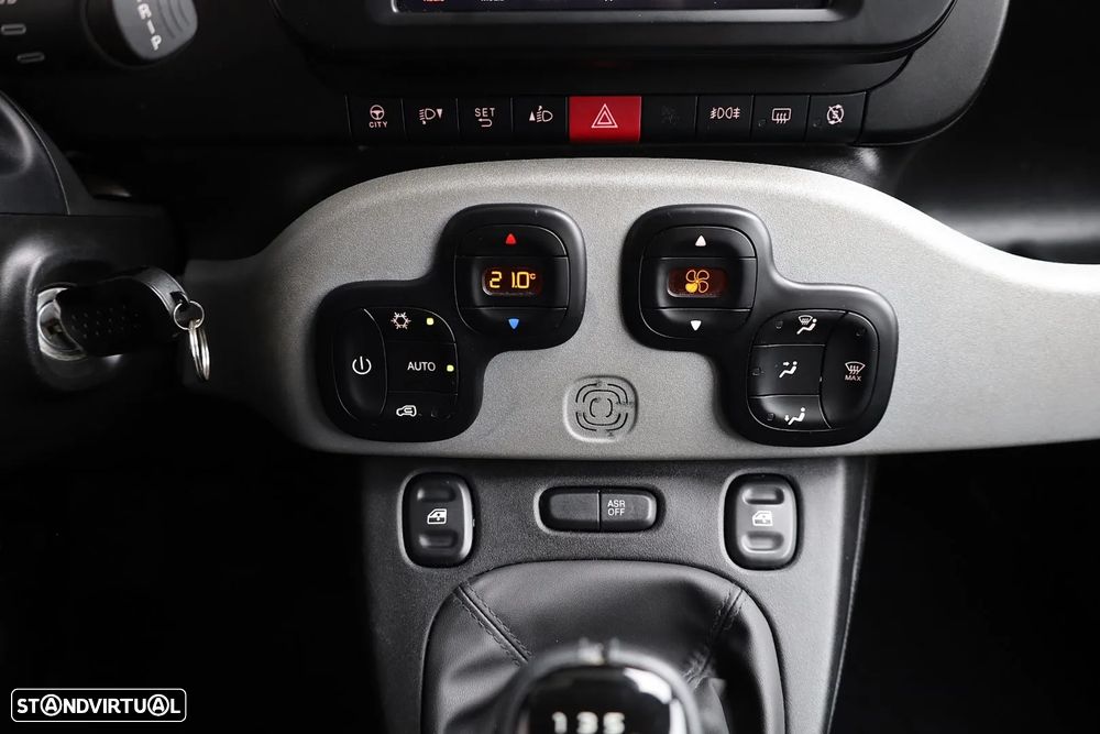 Fiat Panda 1.0 Hybrid City Cross - 17