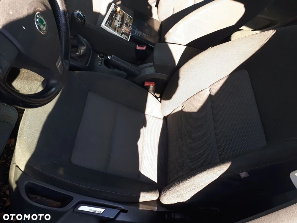 SKODA OCTAVIA II 04-08 1.6 8V SPRĘŻARKA KLIMATYZACJI KOMPRESOR - 21