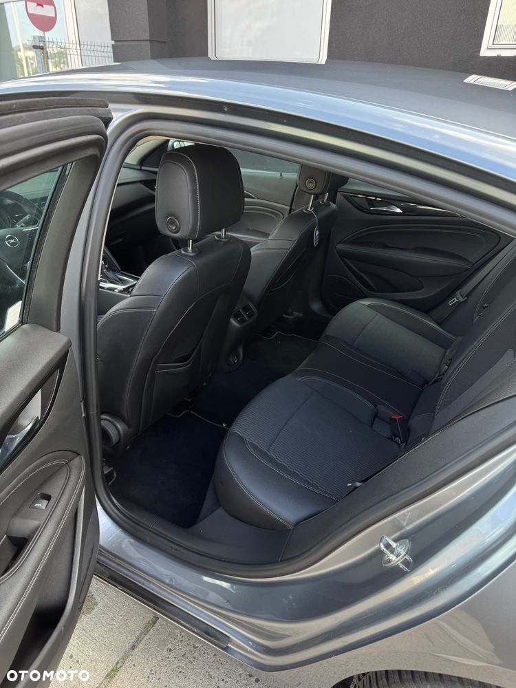 Opel Insignia 2.0 CDTI Innovation S&S - 17