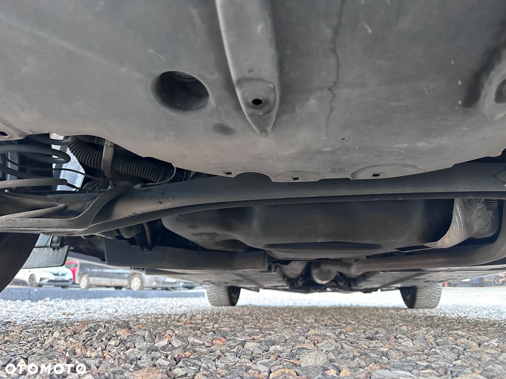 Toyota Yaris 1.0 Premium - 39