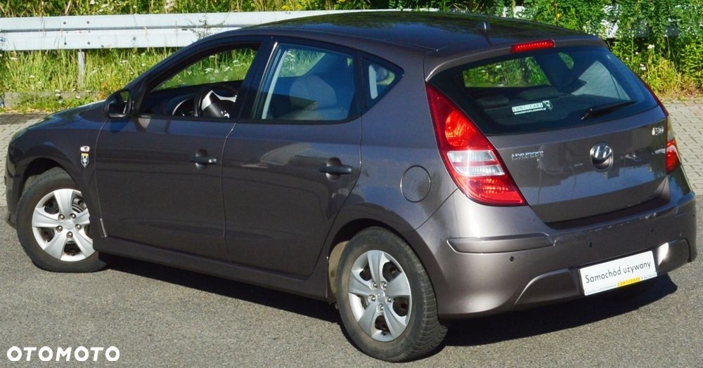 Hyundai i30 1.4 Base - 16