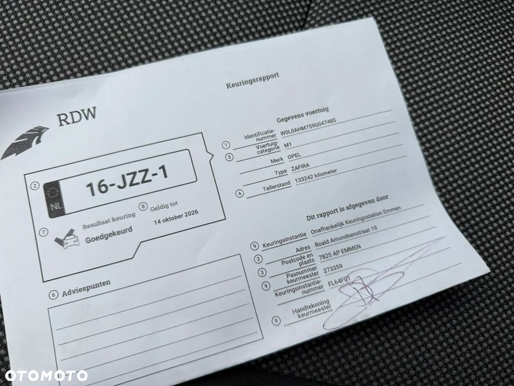 Opel Zafira 1.8 Cosmo - 34