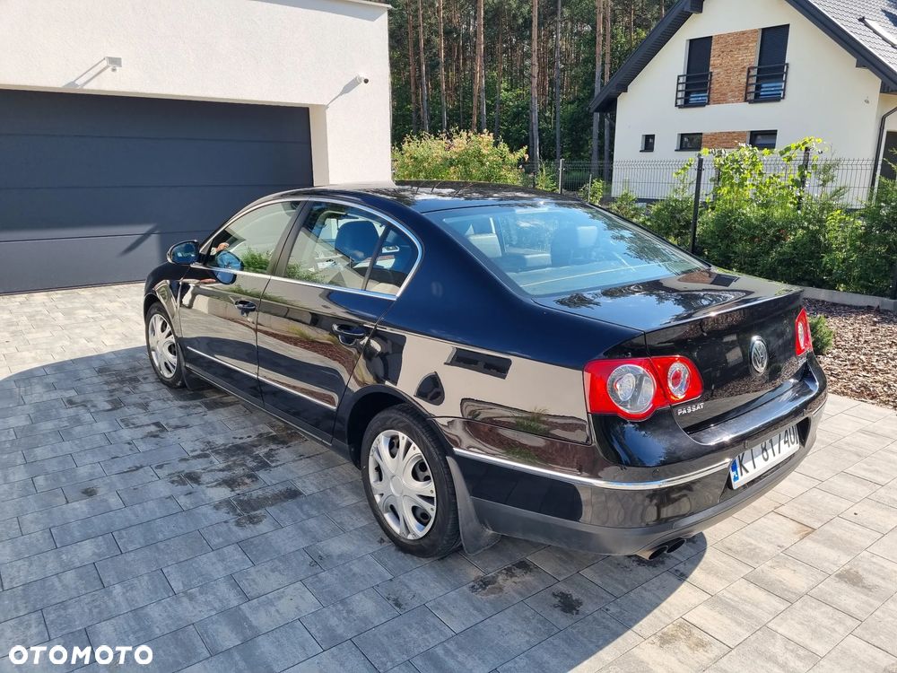 Volkswagen Passat 2.0 TDI DPF Highline - 3