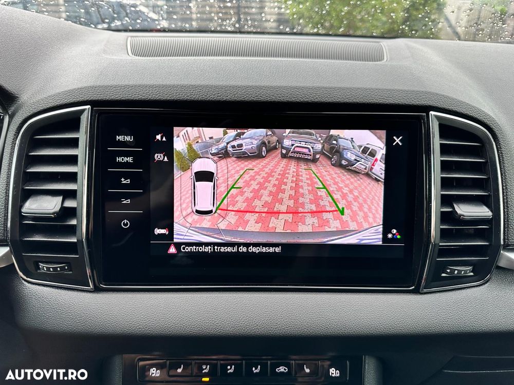 Skoda Karoq 2.0 TDI SCR 4x4 DSG Sportline - 9