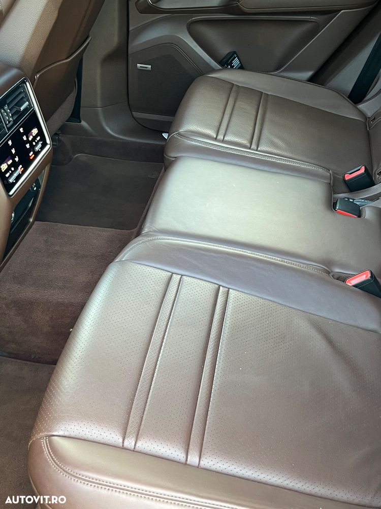 Porsche Cayenne Standard - 11