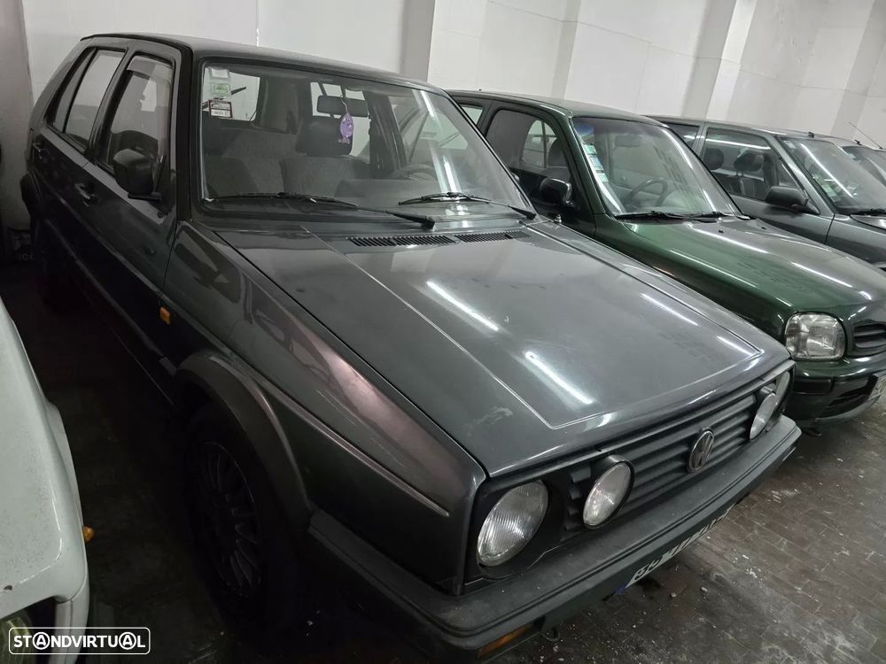 VW Golf 1.6 CL D - 1