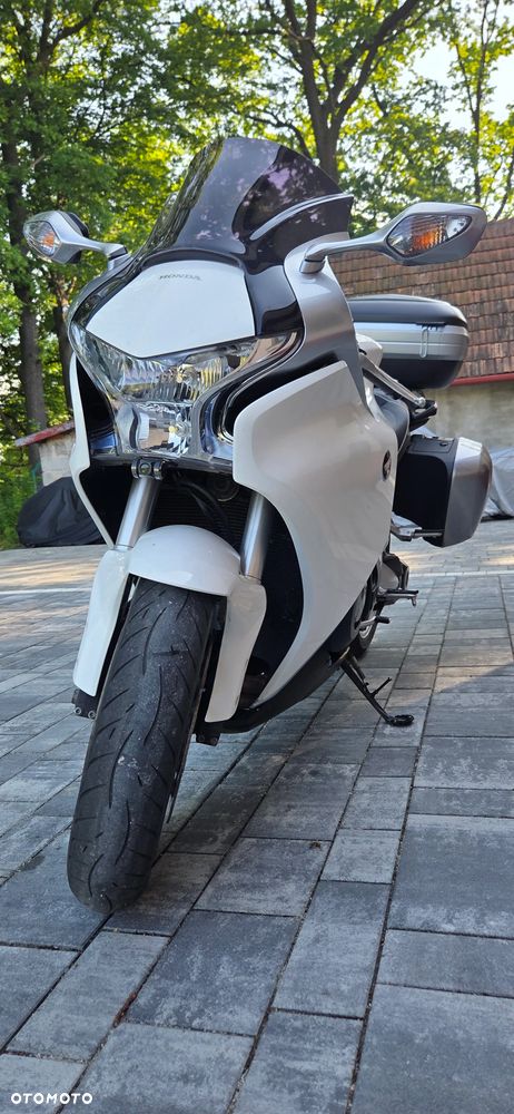 Honda VFR - 5