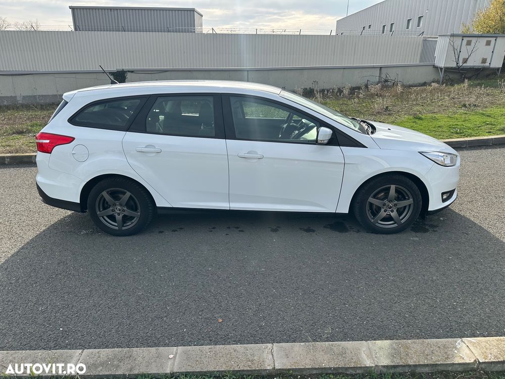 Ford Focus 1.5 EcoBlue Active Business - 8