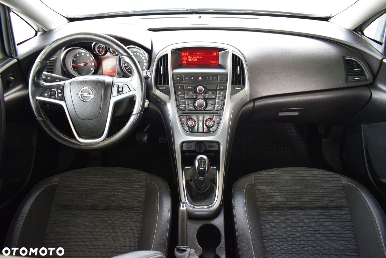 Opel Astra - 16