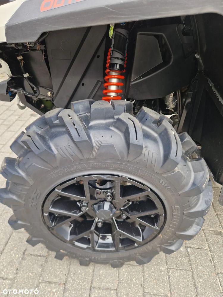 Can-Am Outlander - 12