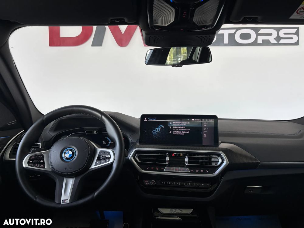 BMW iX3 Standard - 10