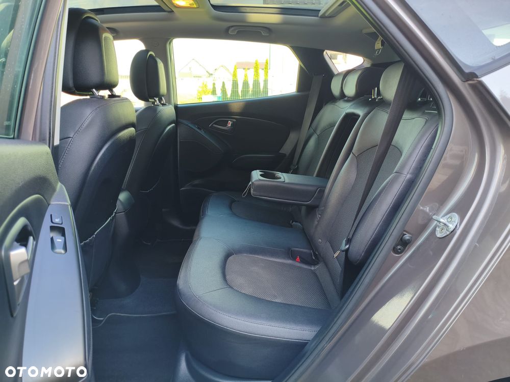 Hyundai ix35 1.7 CRDi 2WD blue Style - 23