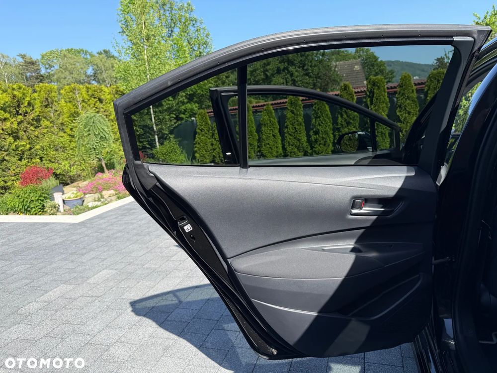 Toyota Corolla 1.8 Hybrid Comfort - 19