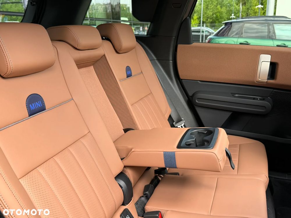MINI Countryman C mHEV Linia Favoured - 17