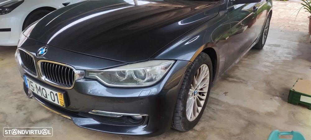 BMW 320 d Line Luxury - 1