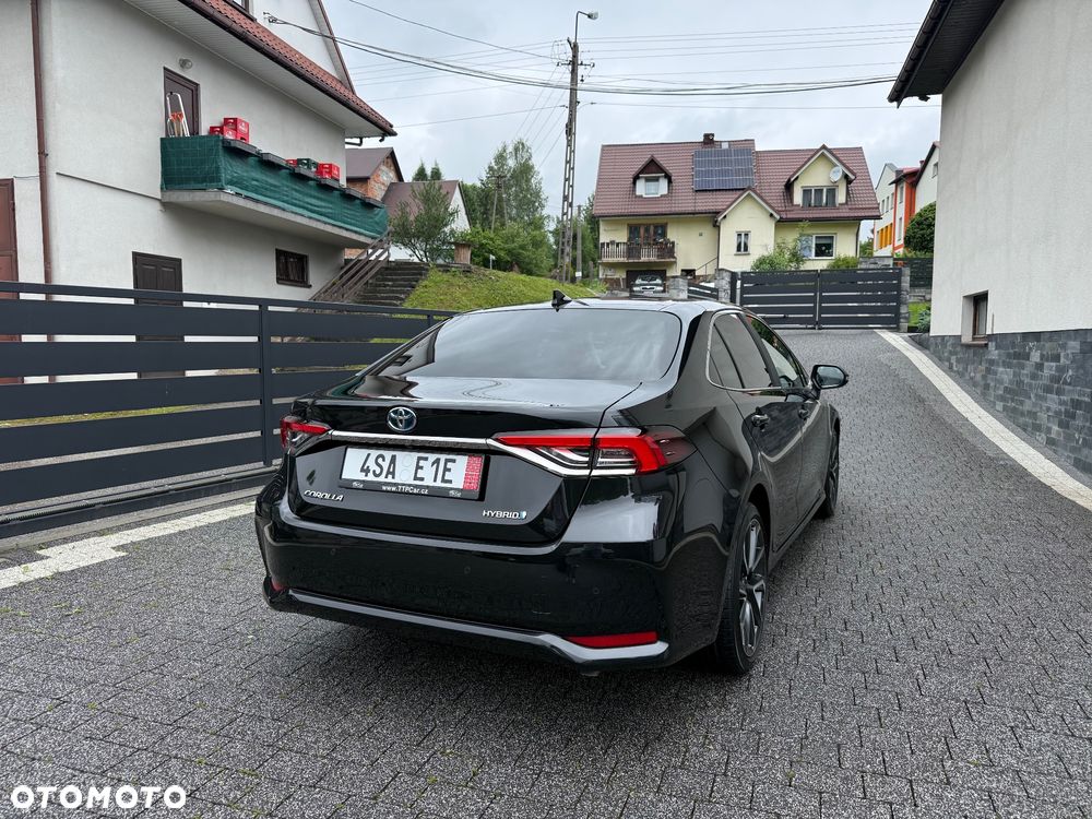 Toyota Corolla 1.8 Hybrid Executive - 3