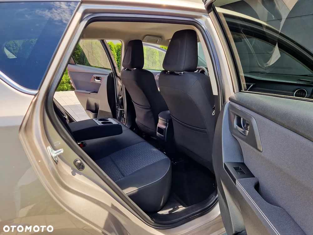 Toyota Auris 1.6 Valvematic Edition - 21