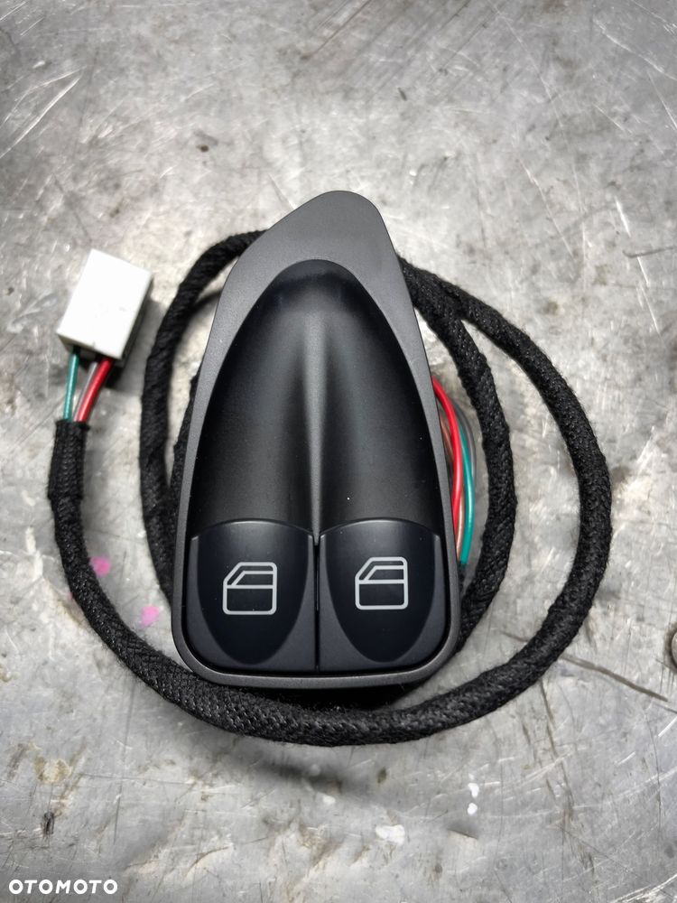MERCEDES SL 230 nowy panel szyb europa