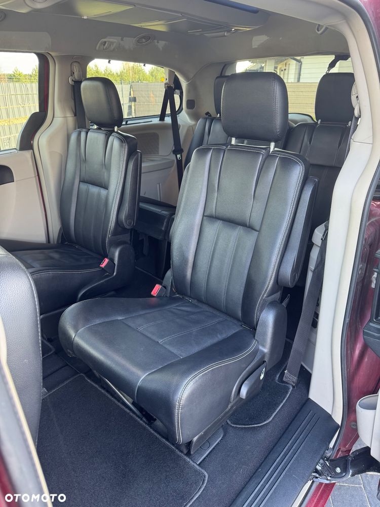 Chrysler Town & Country 3.6 Touring - 10