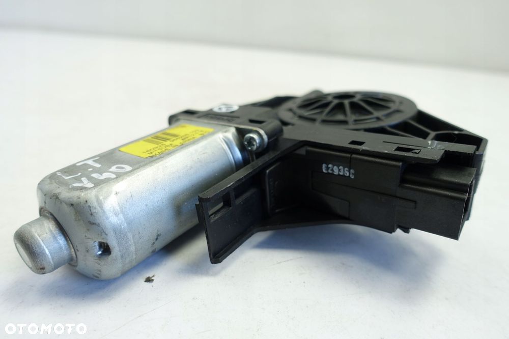 Volvo V40 II SILNICZEK PRZEDNIEJ SZYBY lewy przód - 4