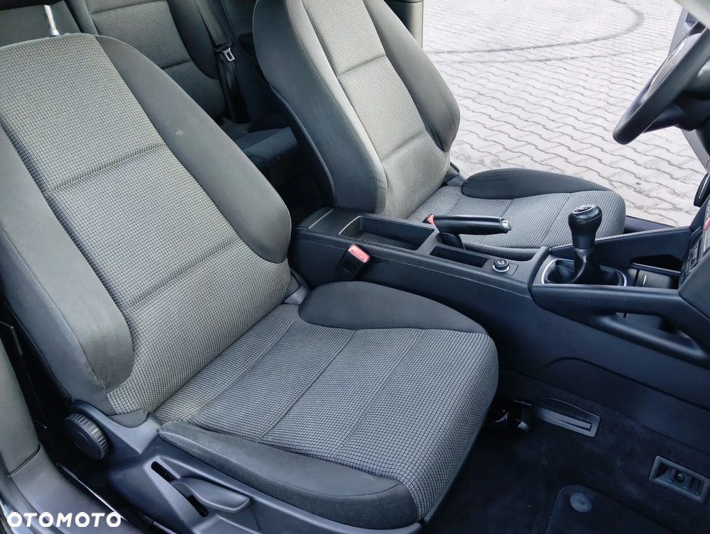 Audi A3 3-drzwiowe 1.6 Attraction - 15