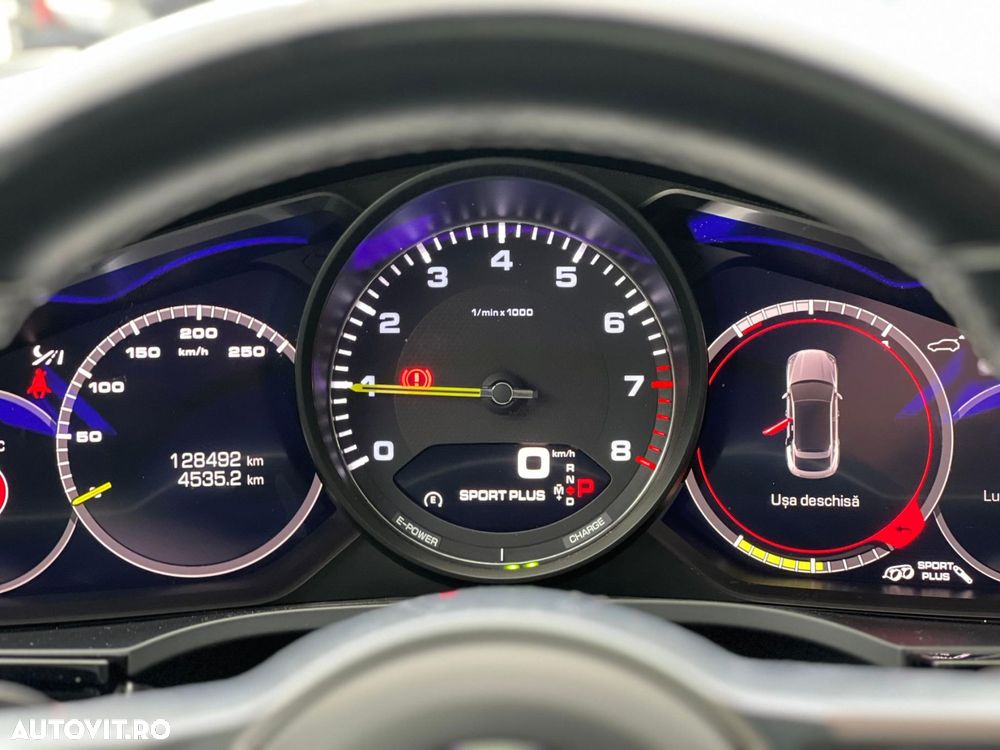 Porsche Cayenne E-Hybrid Tiptronic S - 20