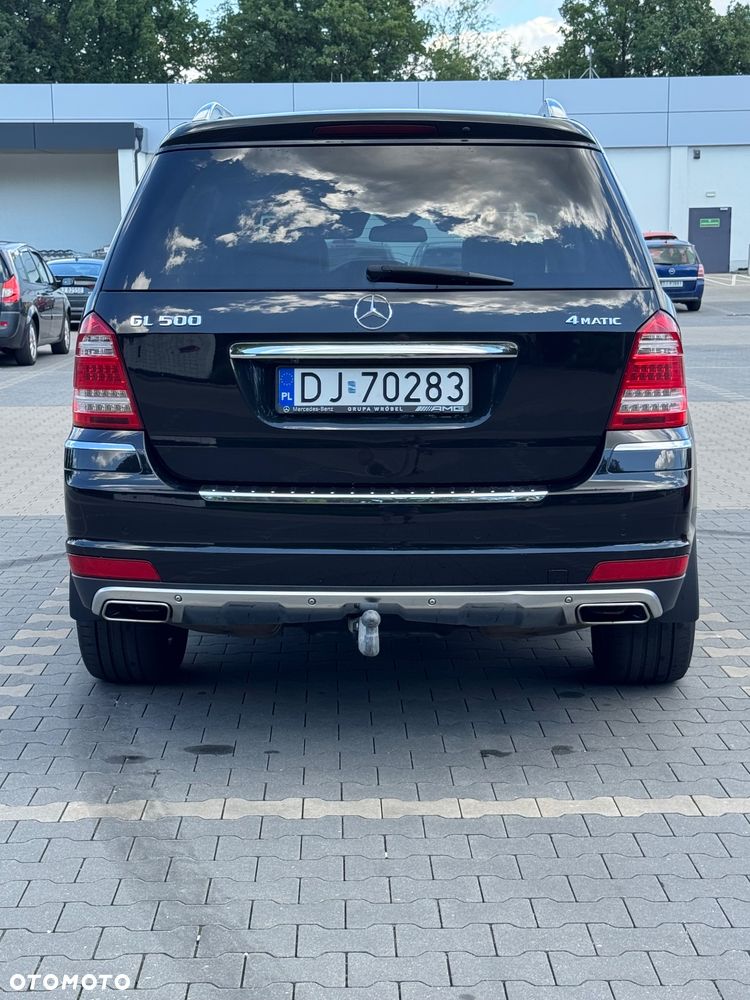 Mercedes-Benz GL 500 4Matic 7G-TRONIC - 2