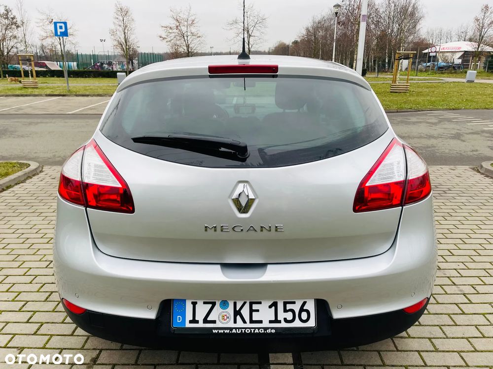 Renault Megane 2.0 140 CVT Bose Edition - 3
